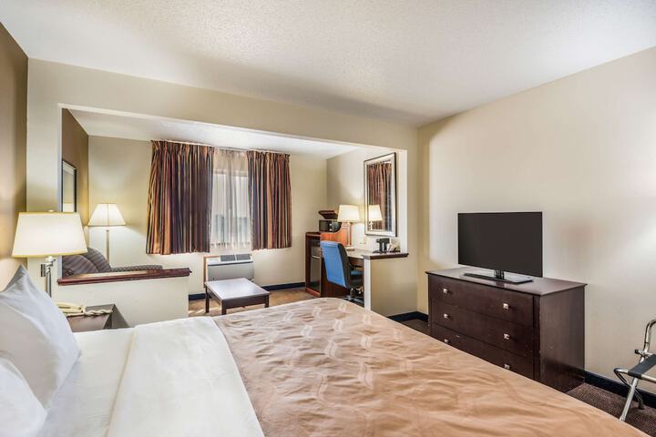 Room 34 of 54