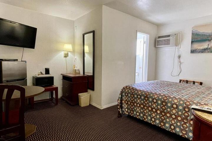Desert Inn