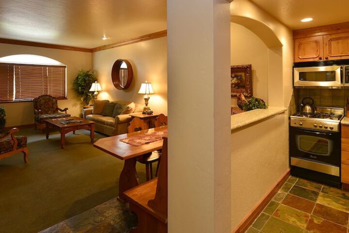 Room 26 of 127