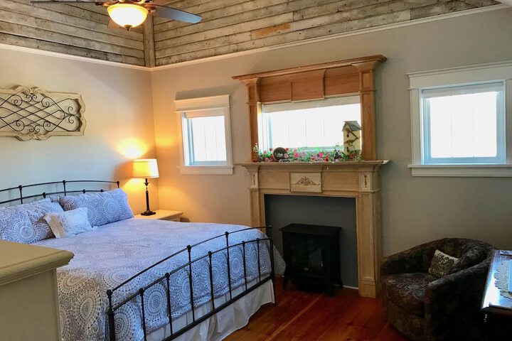 Room 68 of 87