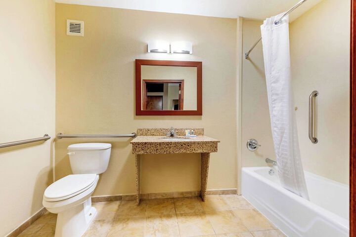 Comfort Inn & Suites Michigan City South