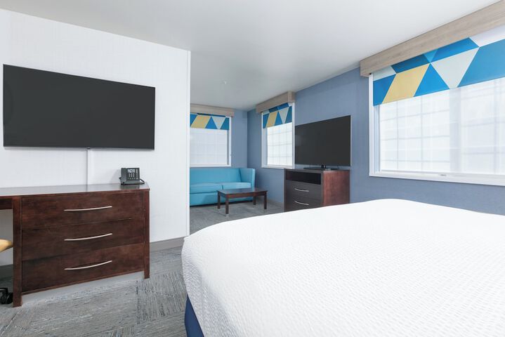 Room 17 of 72