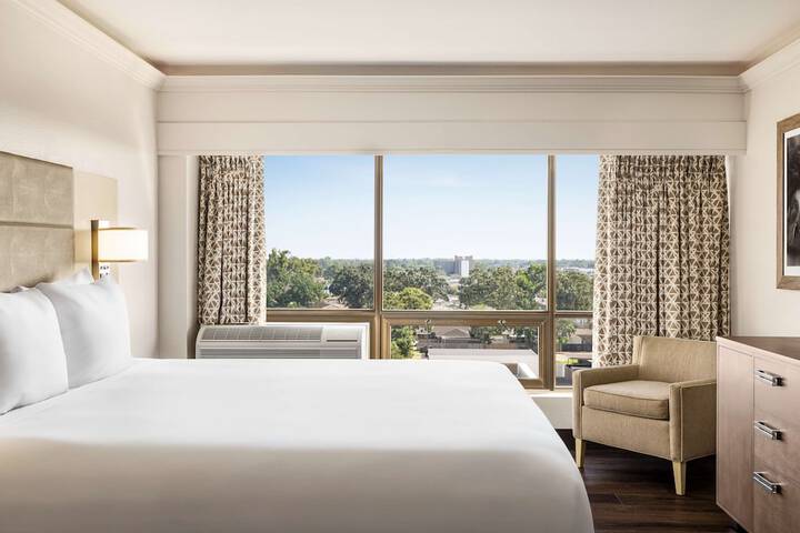 DoubleTree by Hilton Hotel New Orleans Airport