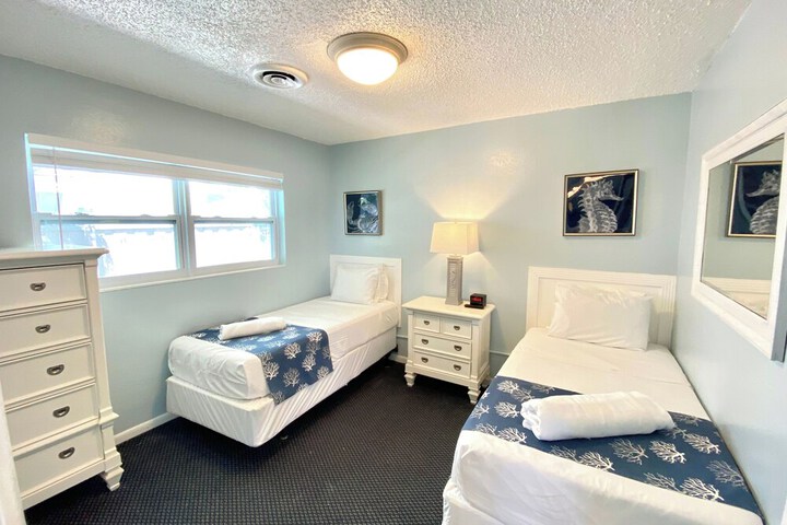 Room 63 of 170