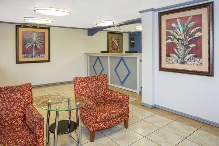 Hotel Interior 6 of 25
