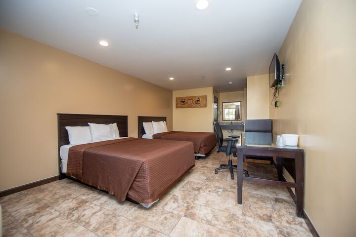 Casa Bella Inn - Huntington Park
