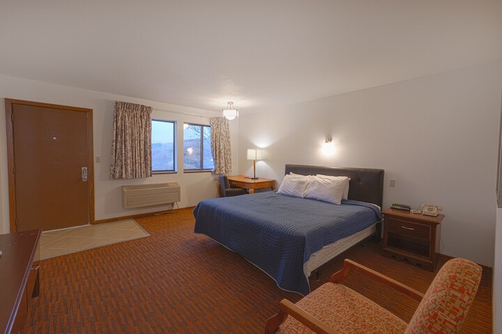 Room 32 of 61