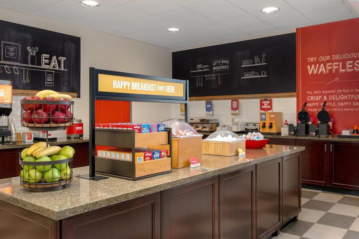 Hampton Inn & Suites Wilkes-Barre / Scranton