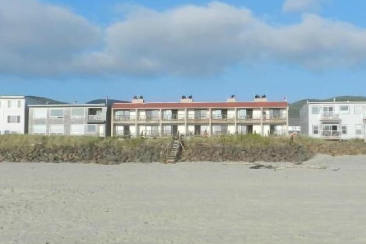 Hotel 4 of 41