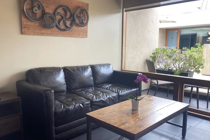 14 West Hotel