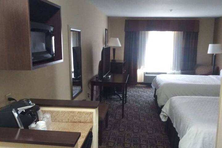 HOLIDAY INN EXPRESS & SUITES ZANESVILLE NORTH by IHG