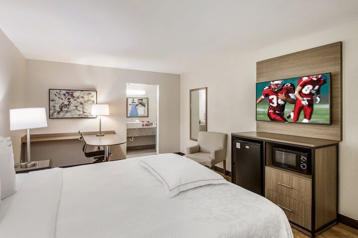 Room 19 of 38