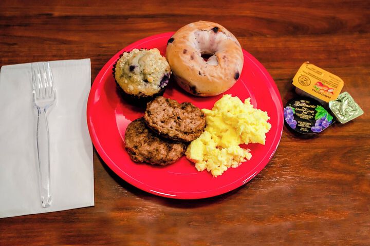Breakfast/Coffee Service 27 of 34