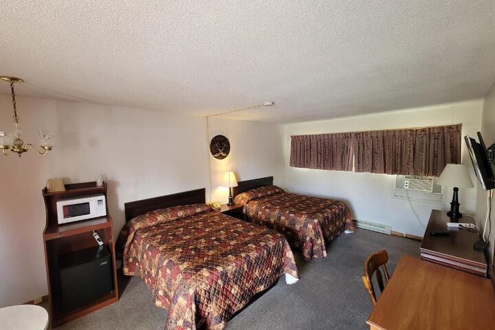Daniels Motel