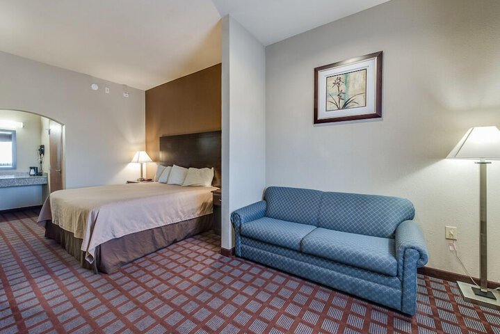Room 38 of 53