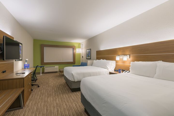 Holiday Inn Express and Suites San Marcos South by IHG