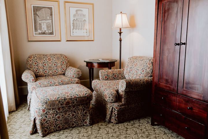The Hotel Paisano