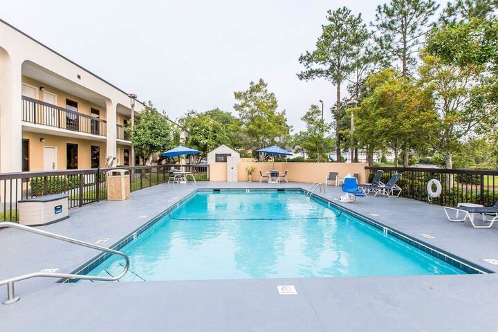 Pool 5 of 49