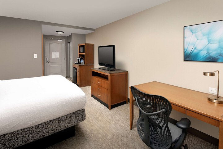 Room 21 of 33