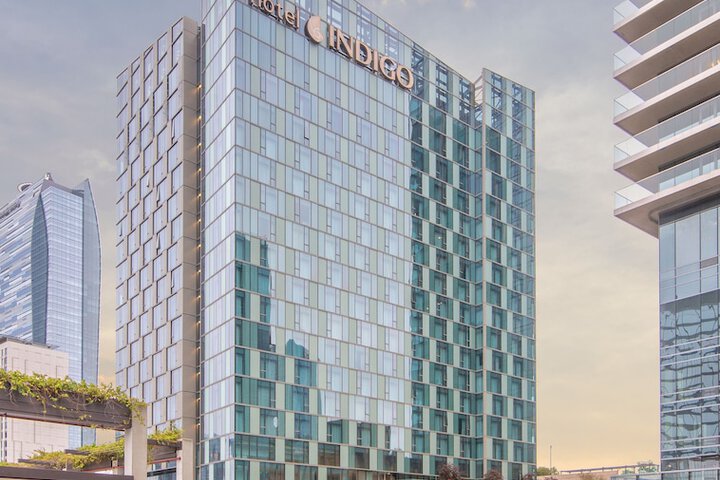 Hotel 2 of 65
