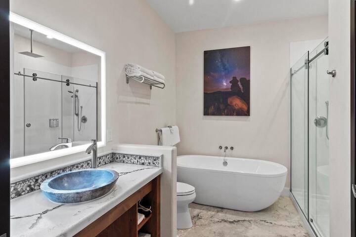 Bluff Dwellings Resort