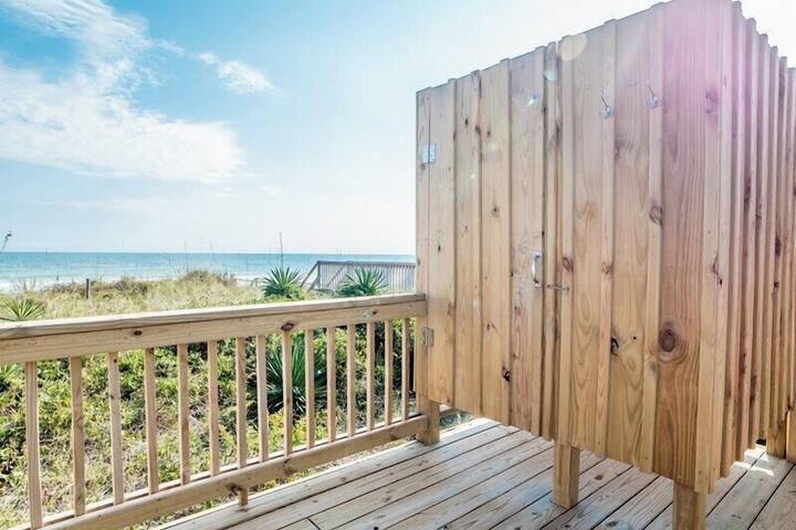 Tournesol by Topsail Realty