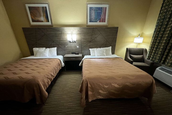 Room 22 of 44