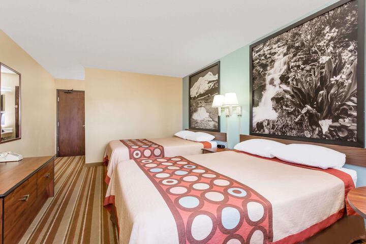 Super 8 by Wyndham Dillon / Breckenridge Area