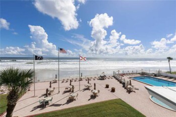 Ocean Jewel 364 Studio Condo