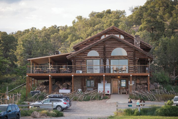 Boulder Mountain Guest Ranch