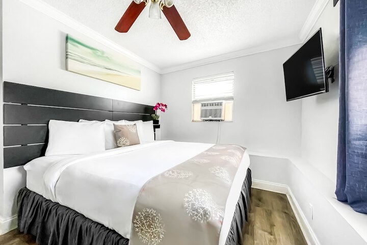 Room 15 of 37