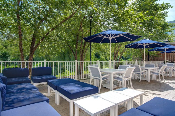 Terrace/Patio 30 of 30