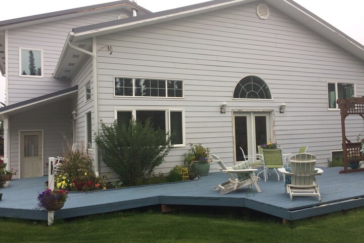 Denali Primrose B & B