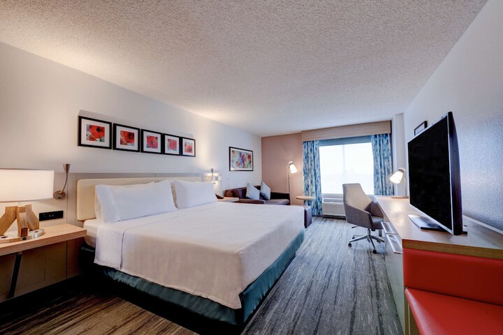 Room 15 of 30