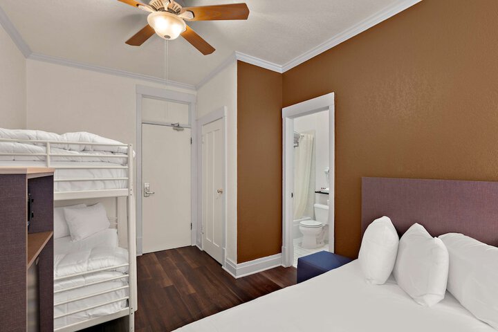 Room 35 of 45