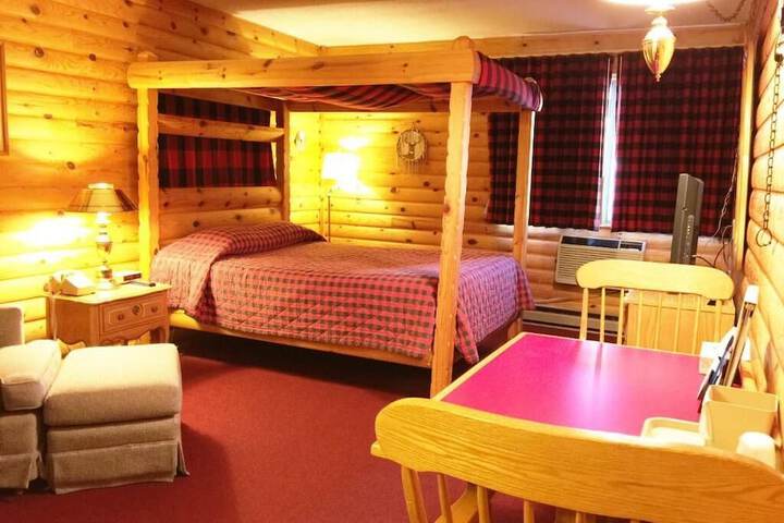 Northwoods Inn & Suites