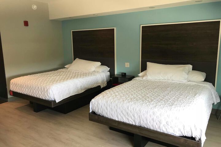 Room 16 of 65