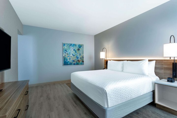 Room 18 of 63