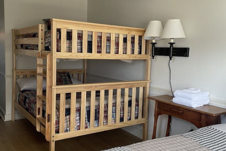 Room 45 of 99