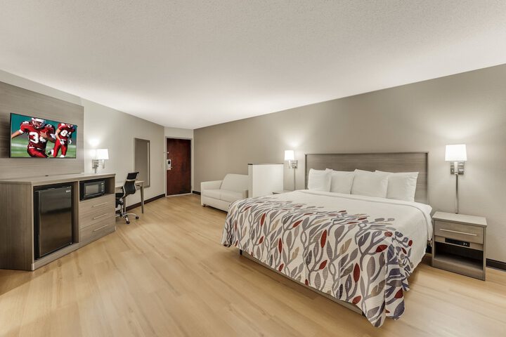 Room 14 of 36