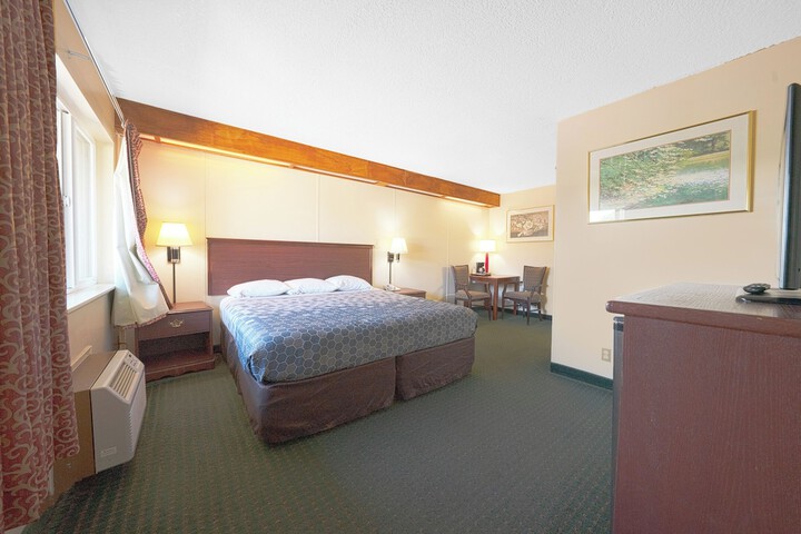 Room 14 of 40