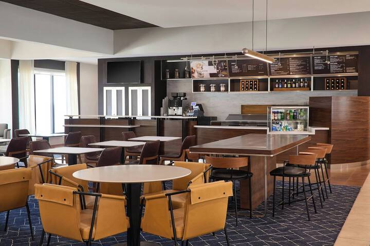 Courtyard by Marriott St. Louis Creve Coeur