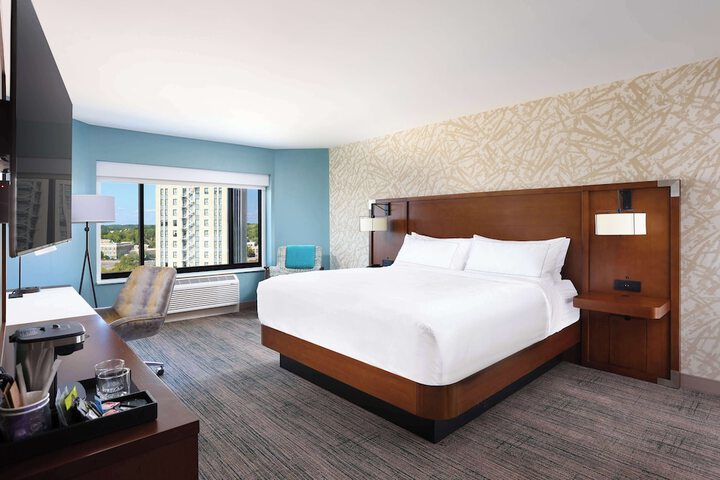 Room 20 of 48