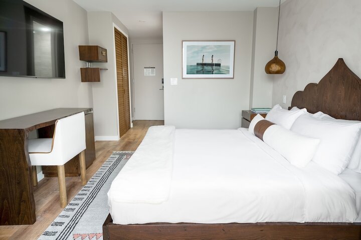 Room 45 of 60