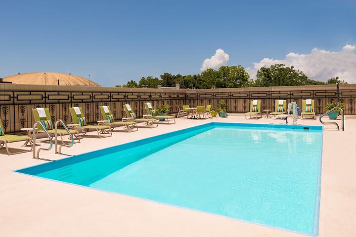 Pool 7 of 54