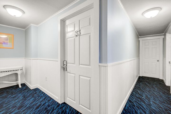 Surf City Hotel