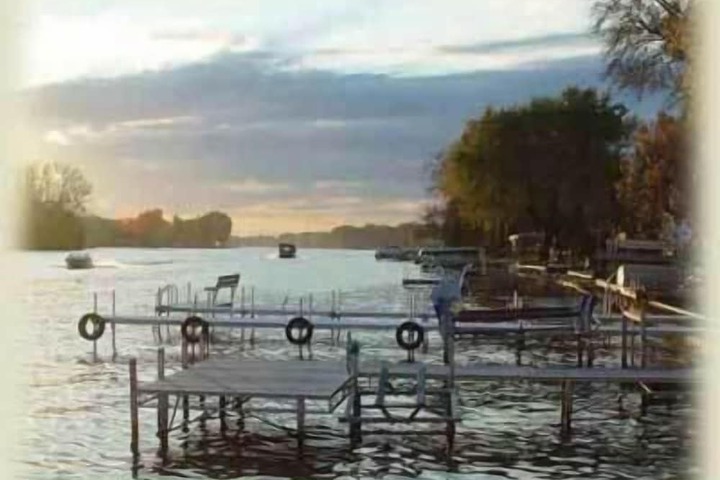 Waterfront Hotel and Marina