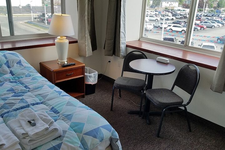 Room 36 of 48