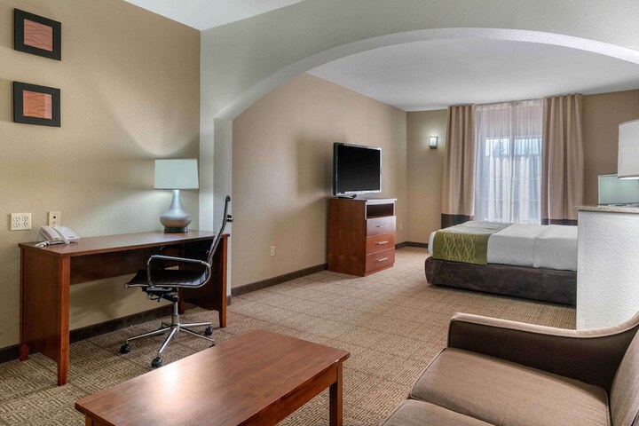 Room 8 of 42