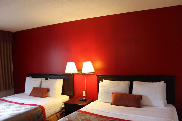 Room 7 of 15